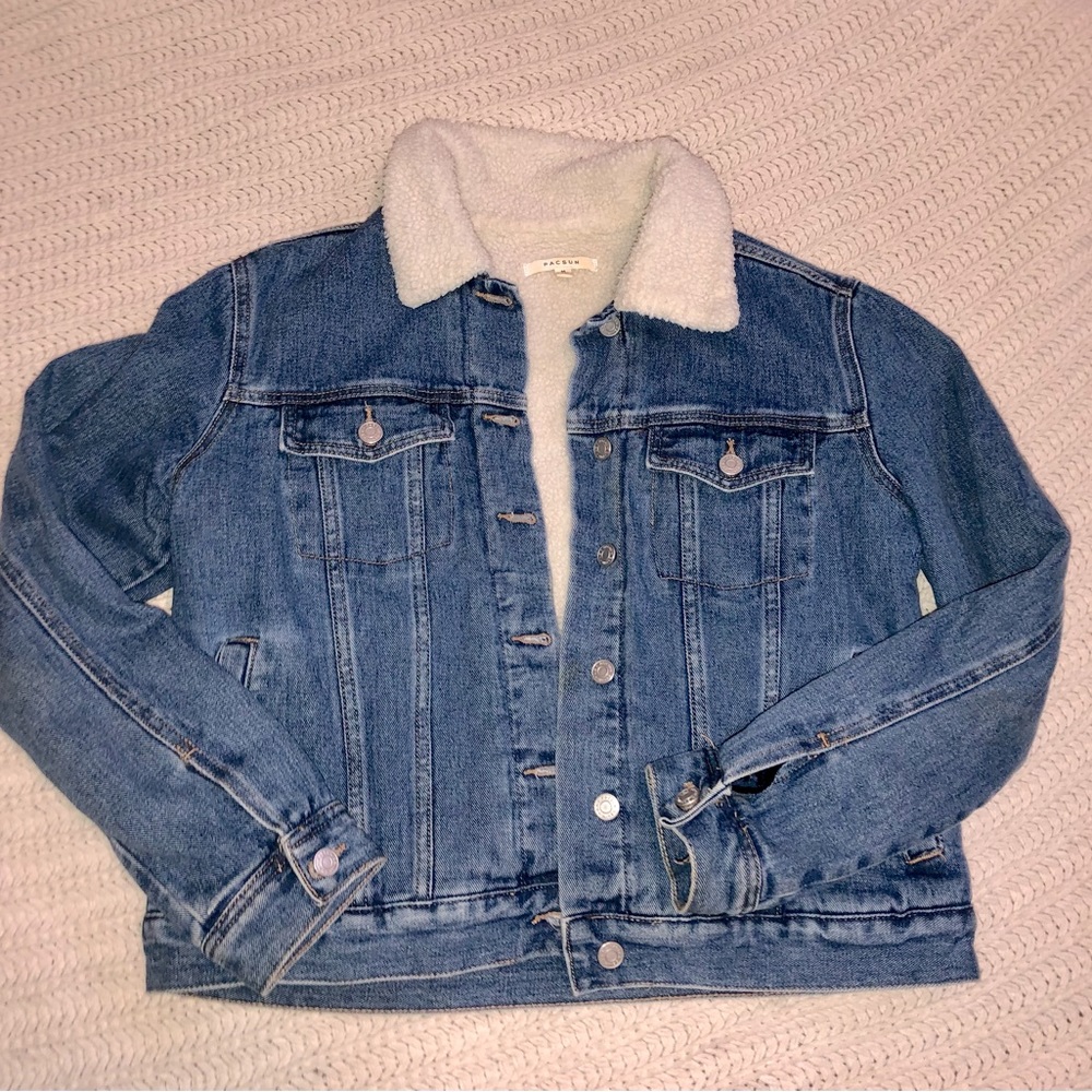 PacSun Sherpa Lined Denim Jacket Size Medium